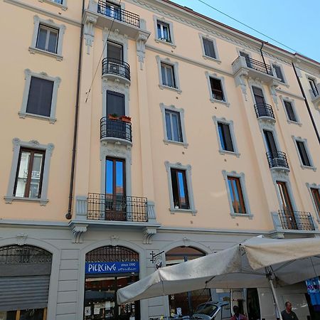 Da Rosa E Pier - Charming Central Apartment Milão Exterior foto