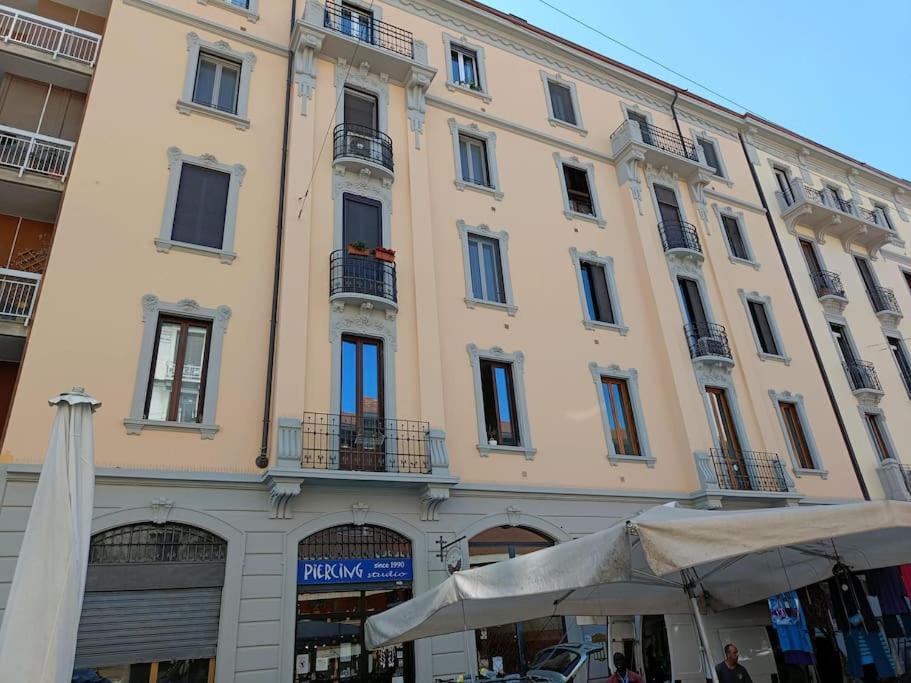 Da Rosa E Pier - Charming Central Apartment Milão Exterior foto